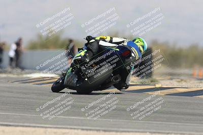 media/Oct-04-2025-CVMA (Sat) [[408bcdd6e4]]/Race 4-Formula Middleweight (Holeshot)/